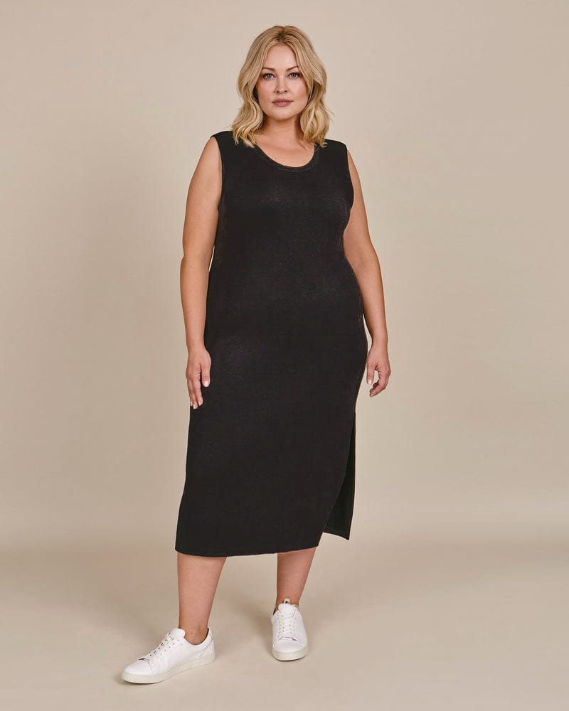 Plus size model wearing Skylar Dress by 11 Honoré Collection | Dia&Co | dia_product_style_image_id:199468